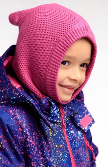 Розовая шапка-шлем для девочки