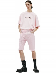 Джинсовые шорты розового цвета